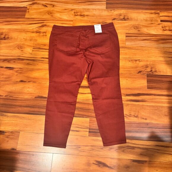 Sonoma Goods Women’s Jeggings Size 20W Red Burgundy Skinny All About Comfort NWT - Picture 2 of 4